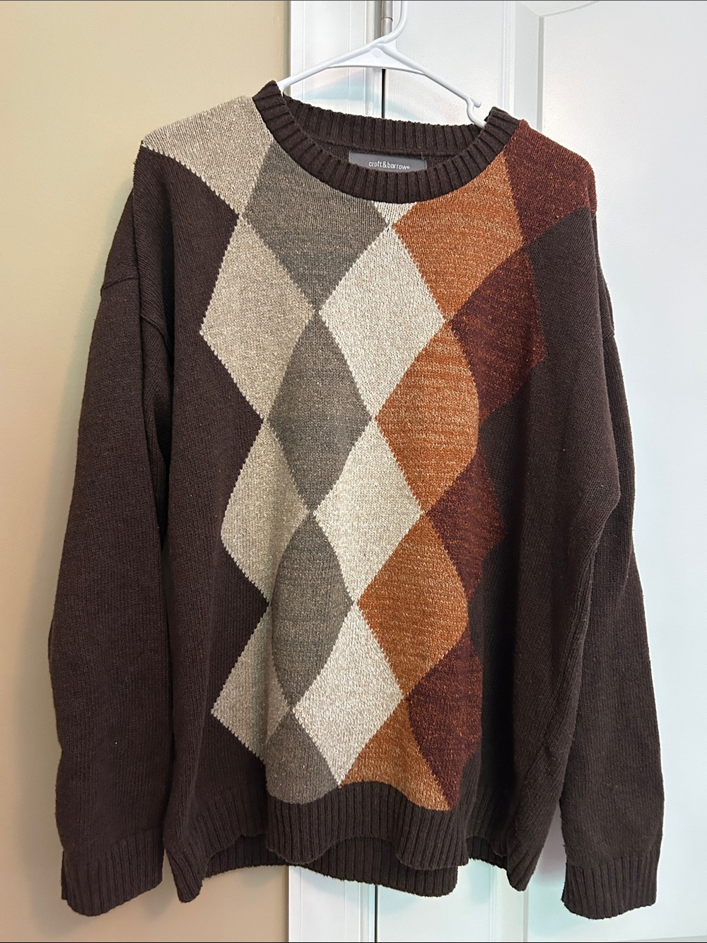 croft & barrow Brown Argyle Crewneck Sweater with Cream and Tan Diamonds